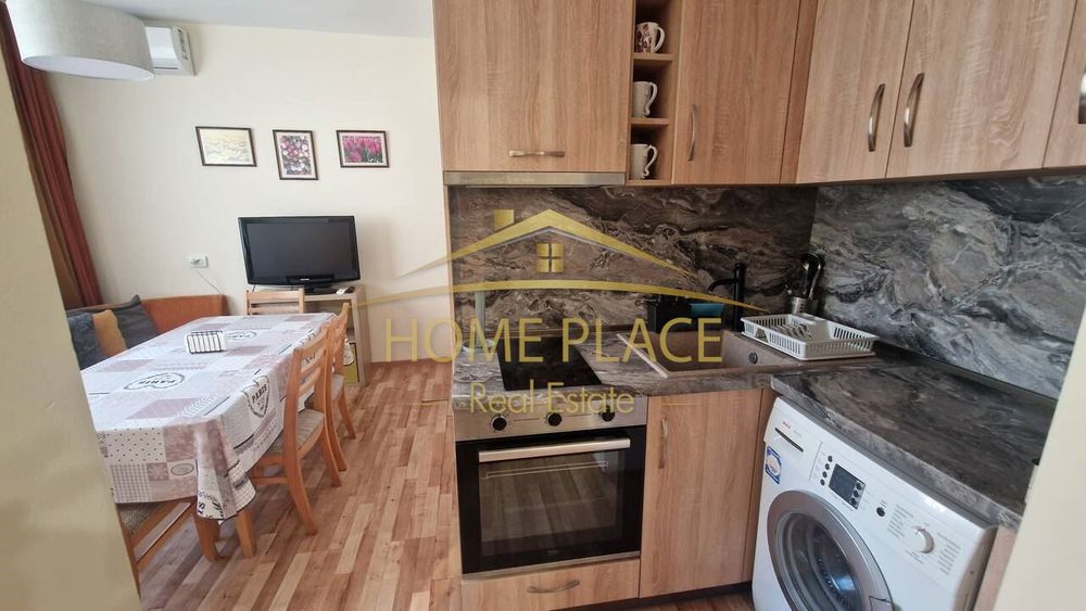 Дава се под наем Тристаен апартамент в Варна, Гръцка махала - 70 кв.м за 561 € - Снимка #1