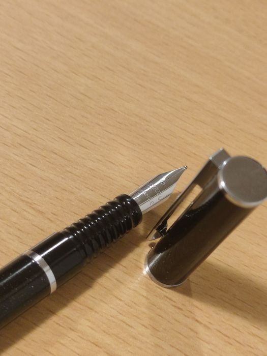 Stilou Waterman Graduate Stardust Black  Made in France