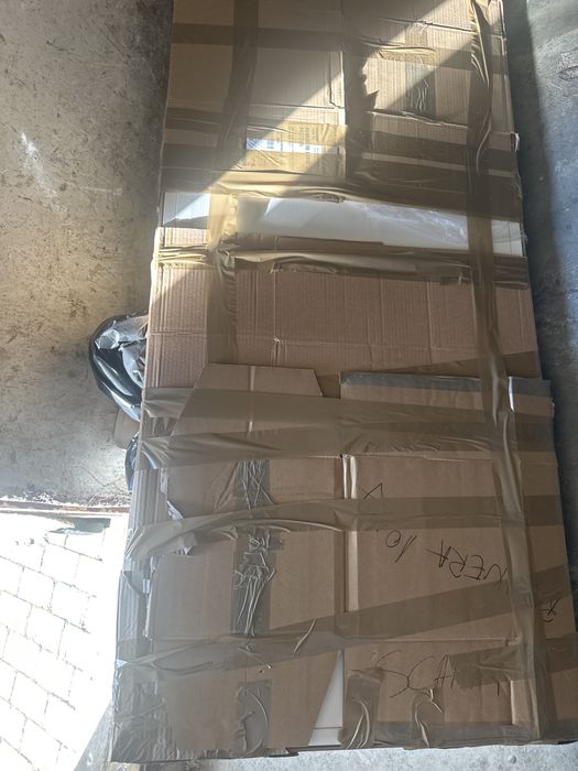 Vand usa baie cu defect