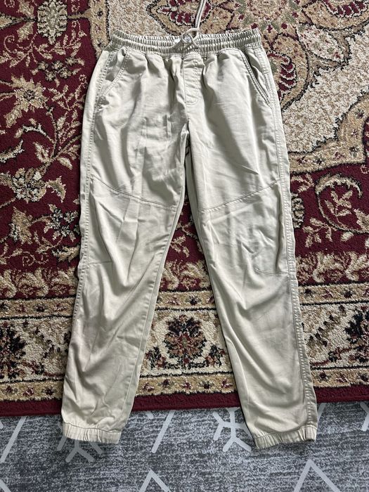 Продам одежду по 3000, размеры s