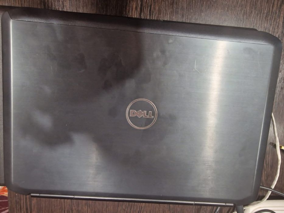 Продам надёжный ноутбук dell i3