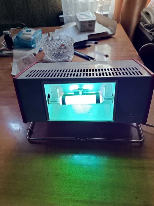 Продам кварцевую бактерицидную лампу