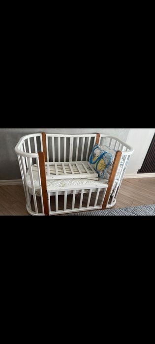 Продам манеж трансформер