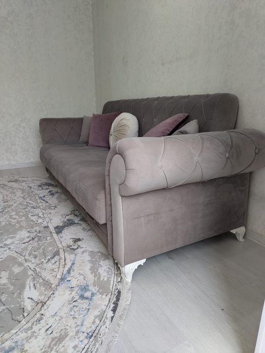 Продам диван срочно