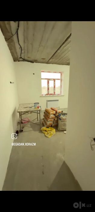 Кошкопир супутник таййор супсида 3 хоноли биринч етаж 65 кв