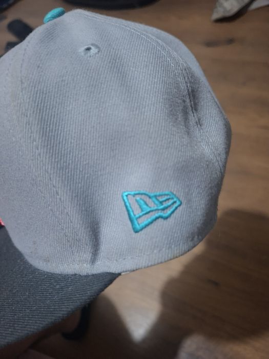 Vând șapcă new era 59,6 cm