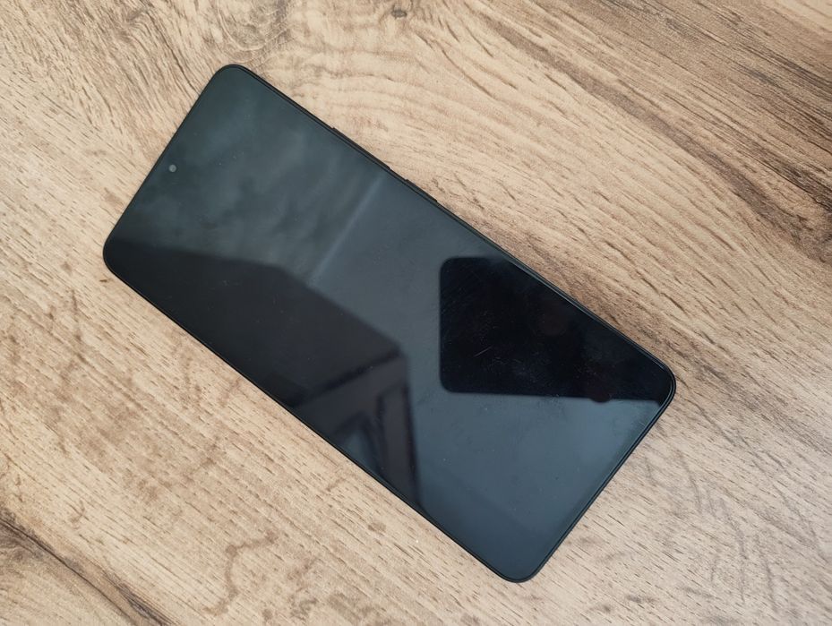 Телефон Poco f6 12/512