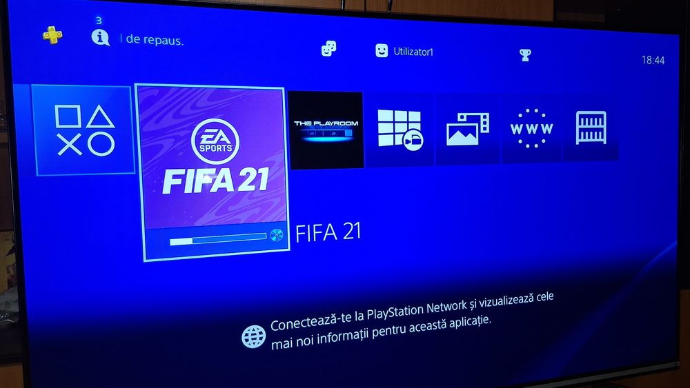 Vind ps4 slim 1tb cu 1 controler si FIFA 21