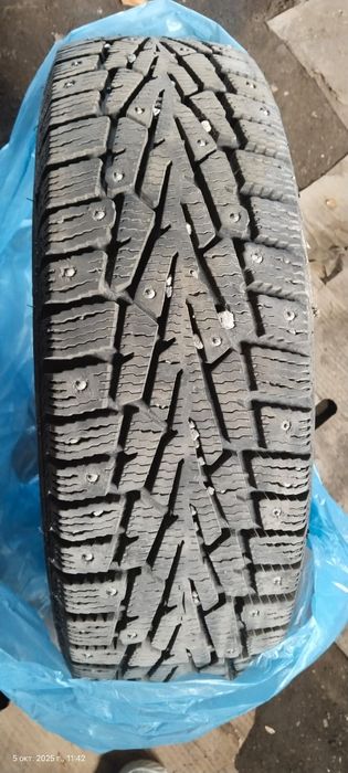 Продаю шины зимние