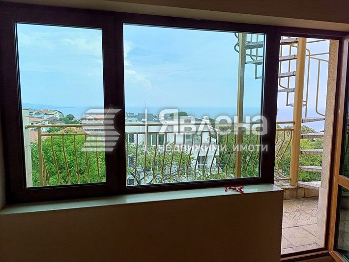 Продава се Тристаен апартамент в Варна, Галата - 153 кв.м за 1360 €/кв.м - Снимка #10