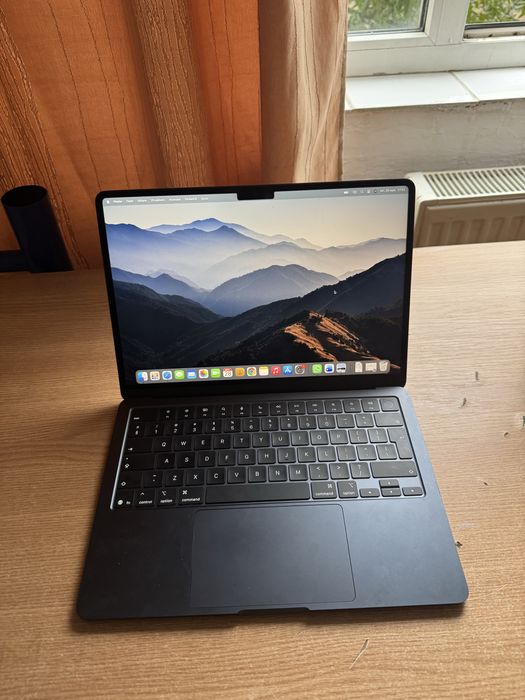 Vand Apple MacBook M4, 16Gb, Stocare 245 GB