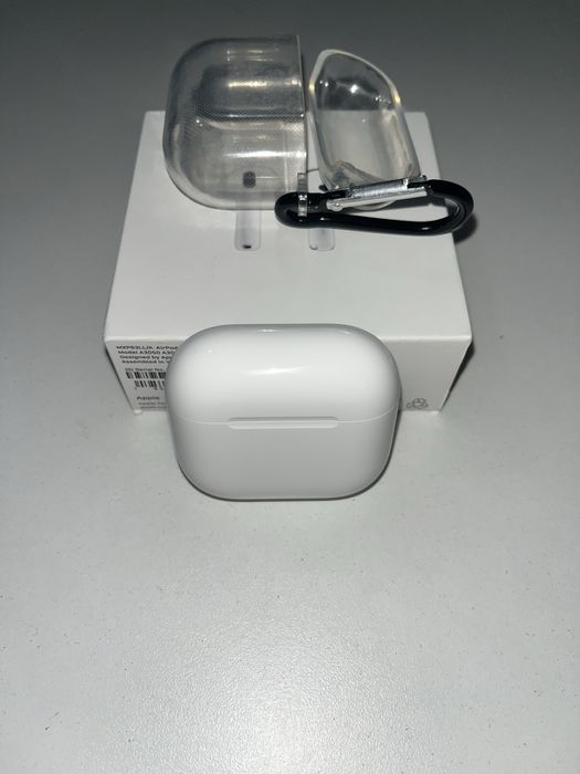 AirPods 4 оригинал