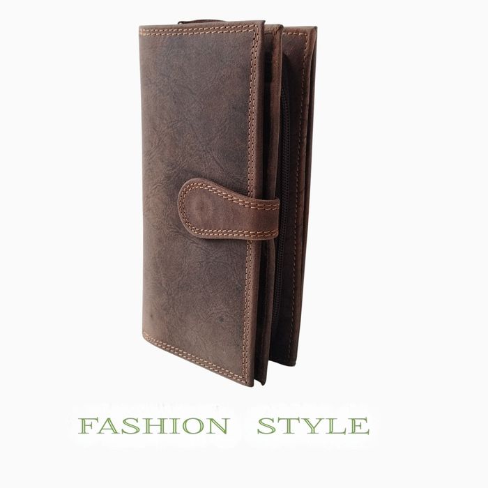 Елегантен портфейл от естествена кожа в кафяв цвят