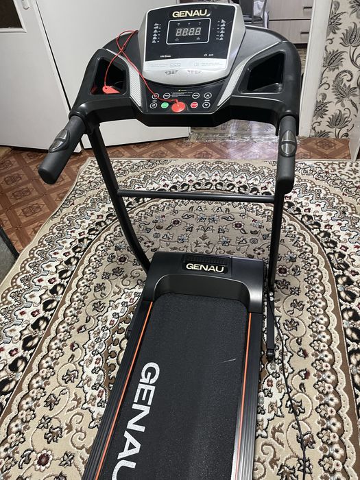 Беговая дорожка GENAU