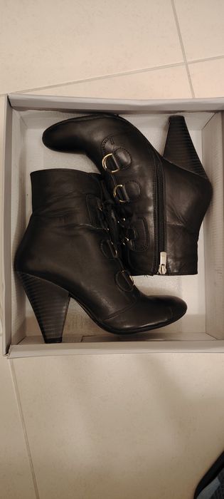 Боти Venus 37  естествена кожа