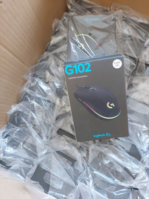 G102 LIGHTSYNC Gaming Mouse