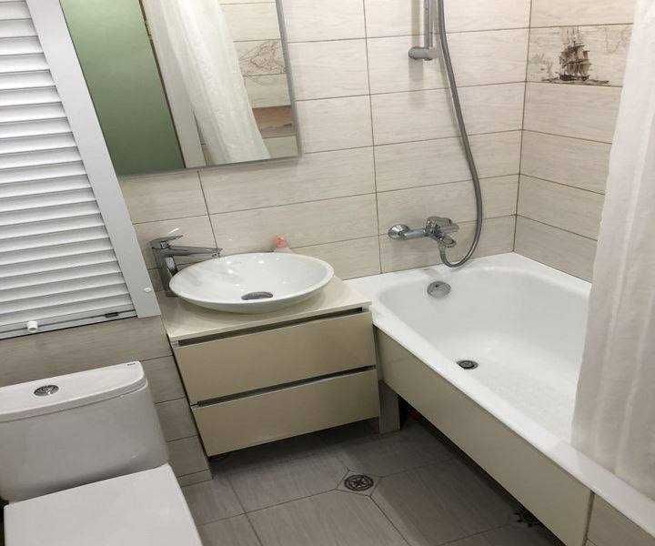 Сдаю 1 ком квартиру 3/5 ул. Новомосковская стадион Старт P6