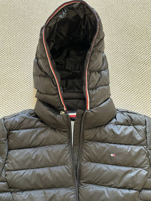 Продаю женскую куртку