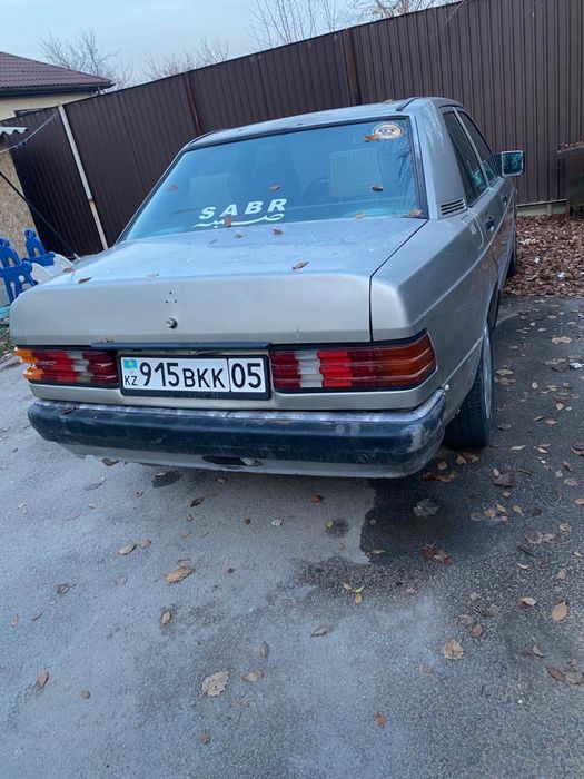 Продам машину.