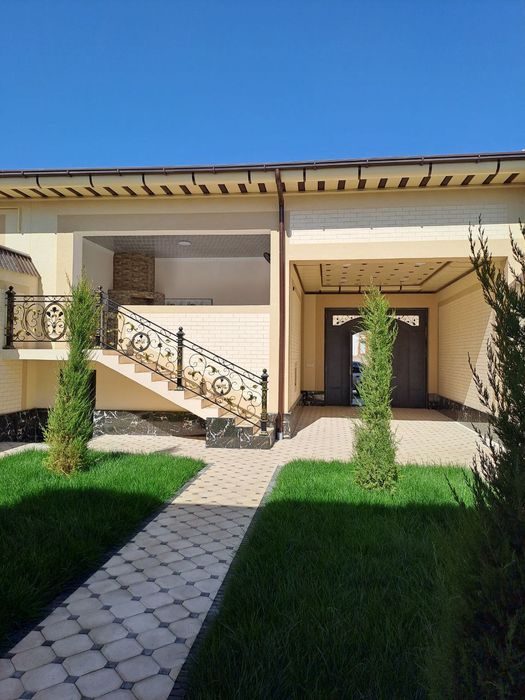 Кибрай Аргин ! Продаётся квартира участок 5 комнат 3.5 соток