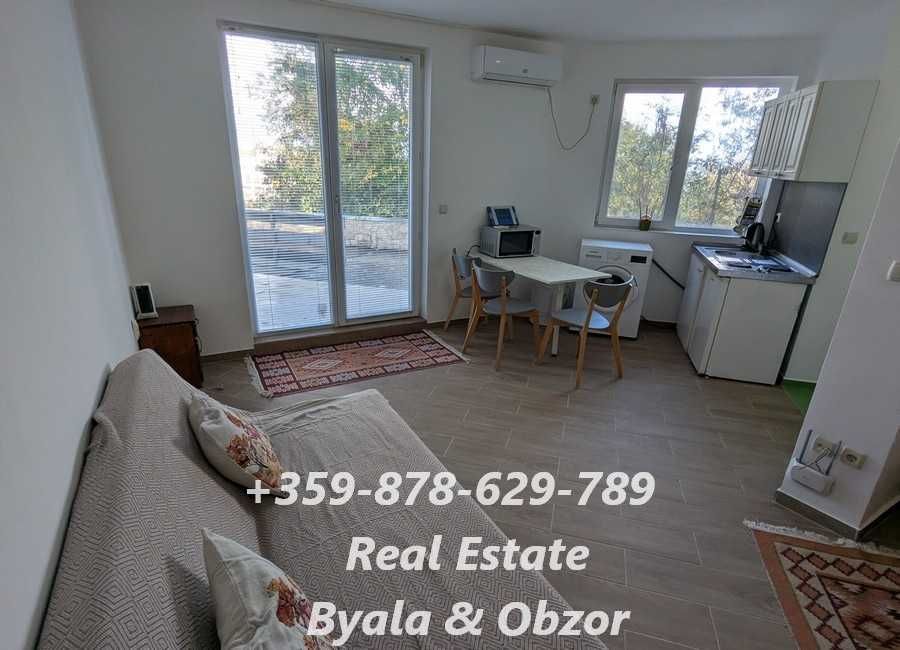 Продава се Едностаен апартамент в Бяла - 43 кв.м за 1012 €/кв.м - Снимка #2