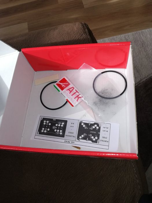 Ски за туринг - комплект