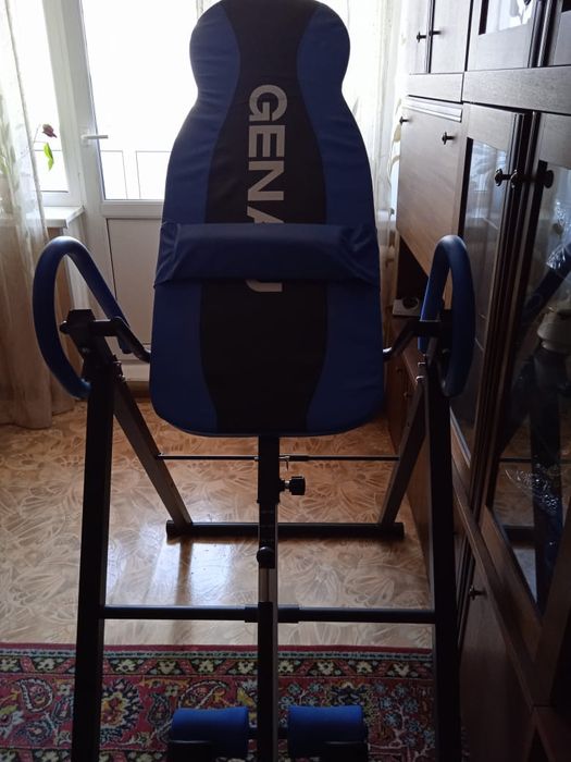 Продам инверсионный стол GENAU