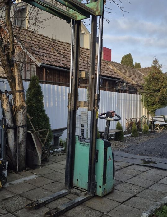 Liza/transpalet electrica Mitsubishi