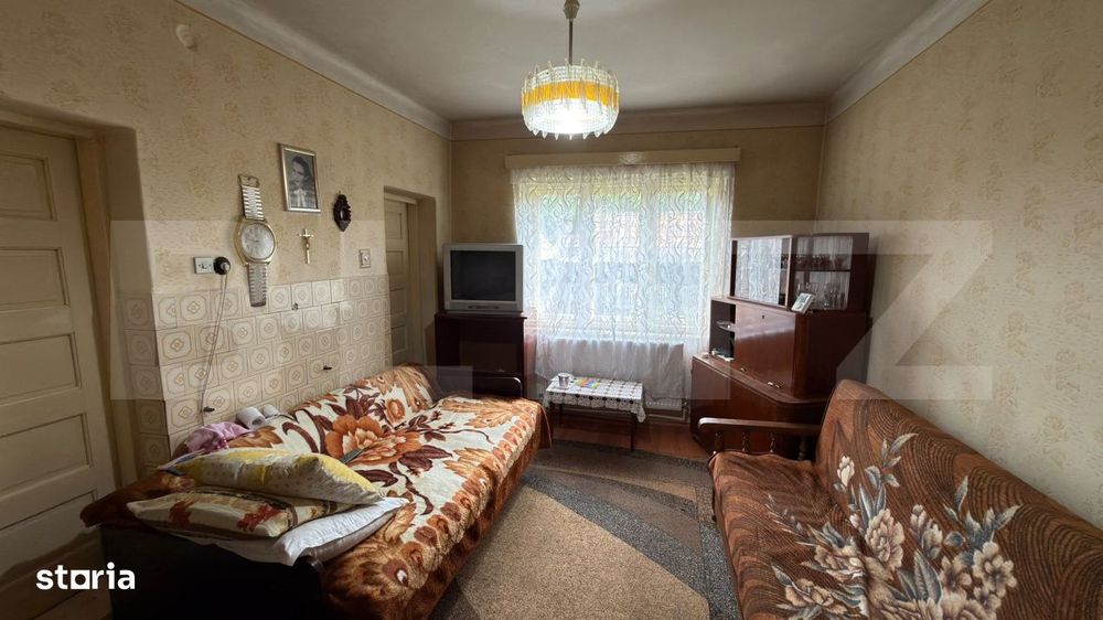 Casa in Caraseu P+1E– 180 mp, teren de 12 ari, anexa locuibila si ga