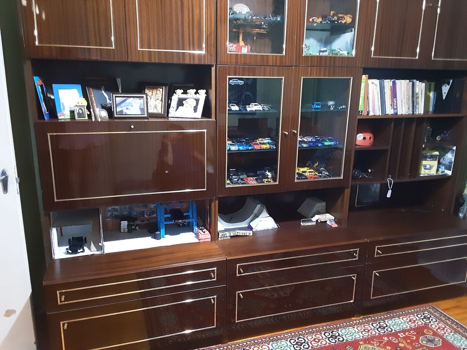 Продаётся  стенка