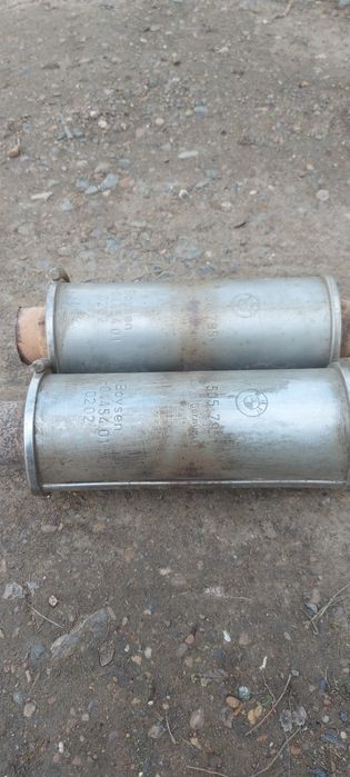 Продам резонатор бмв