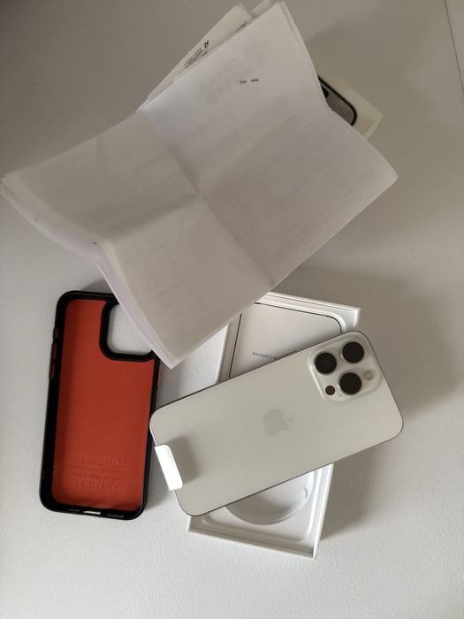iPhone 15 pro max ca NOU 90%bat garanție 33luni