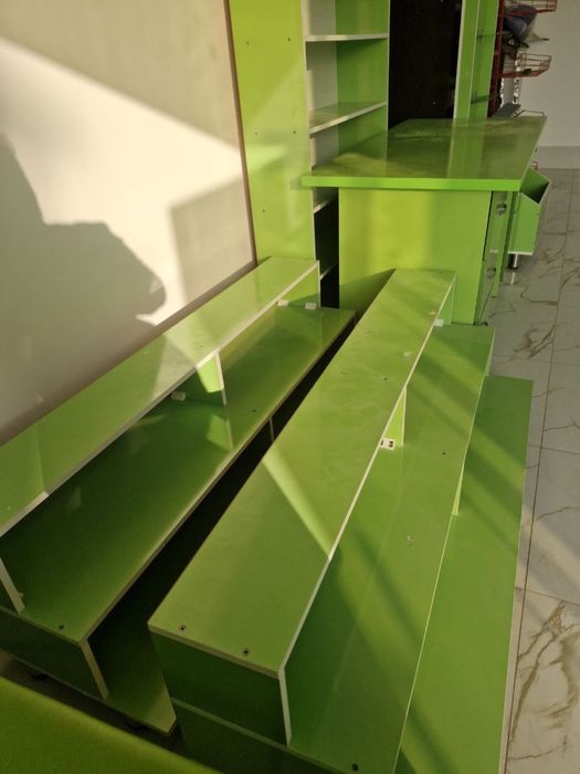 Мебель сотилади