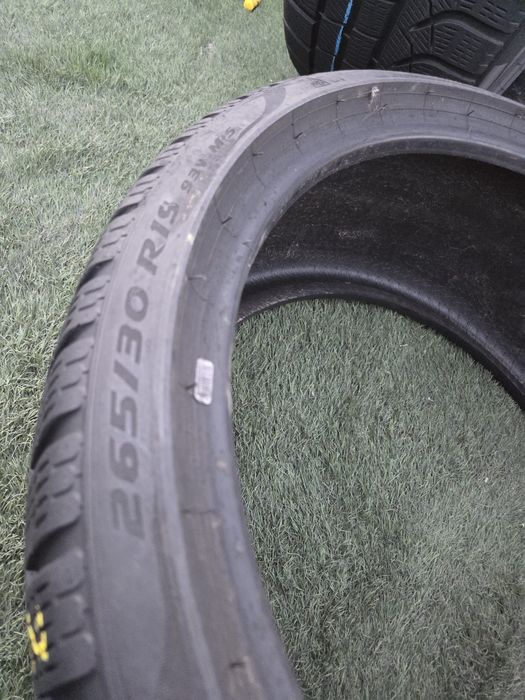 265 30 19  Pirelli