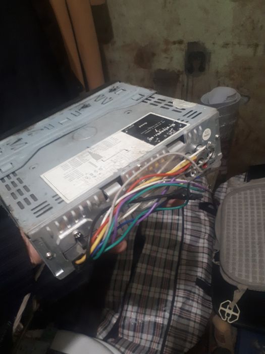 Продам магнитофон на OLX