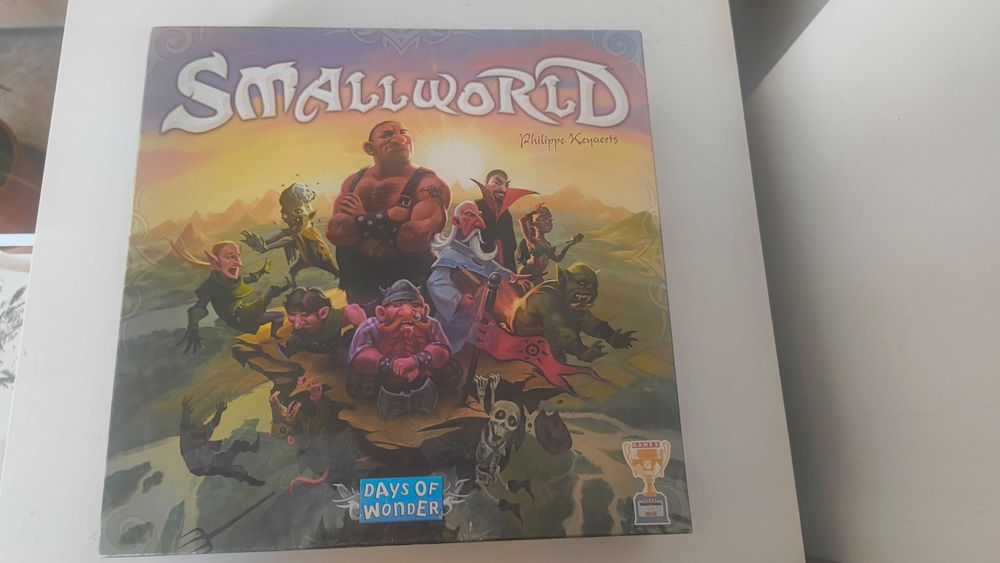 Настолна игра Smallworld