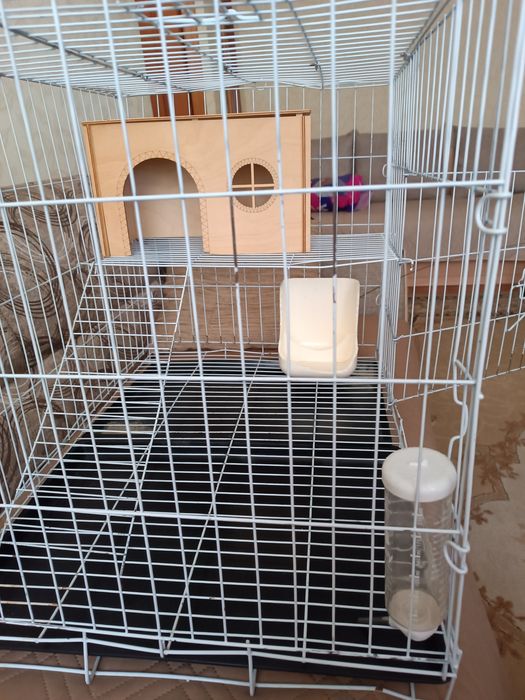 Продаю клетку б/у