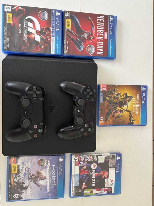 Продам Плэйстейшен 4
