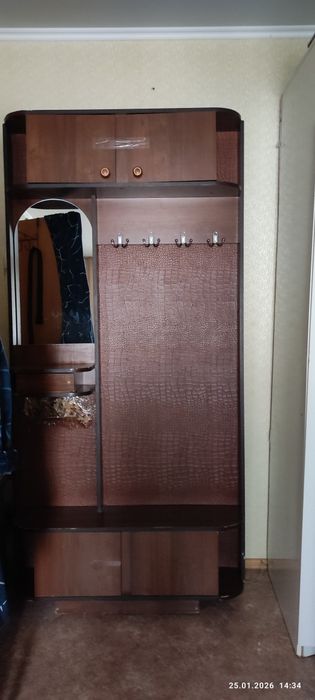 Отдам прихожую бесплатно