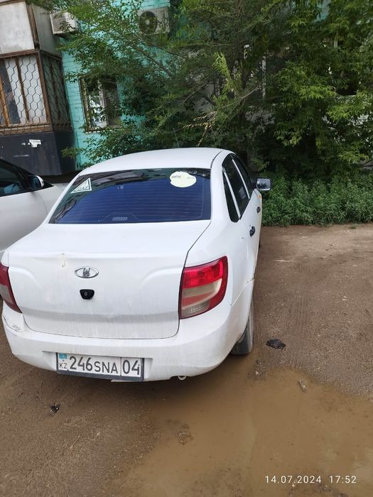 Продам машину лада гранта