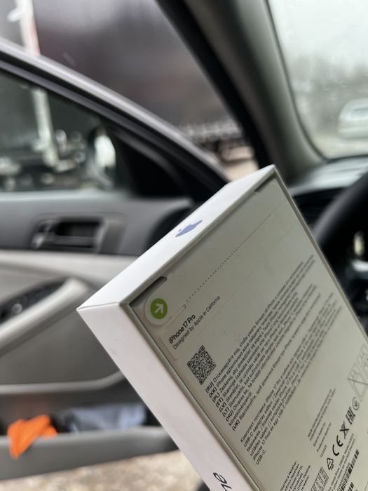 Iphone 17 pro синий