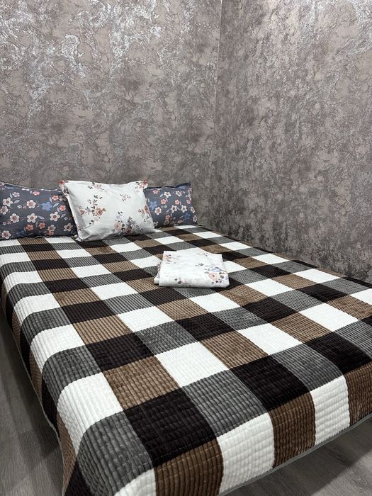 Сдам 1,5 ЕвроЛюкс на Пл.Республики