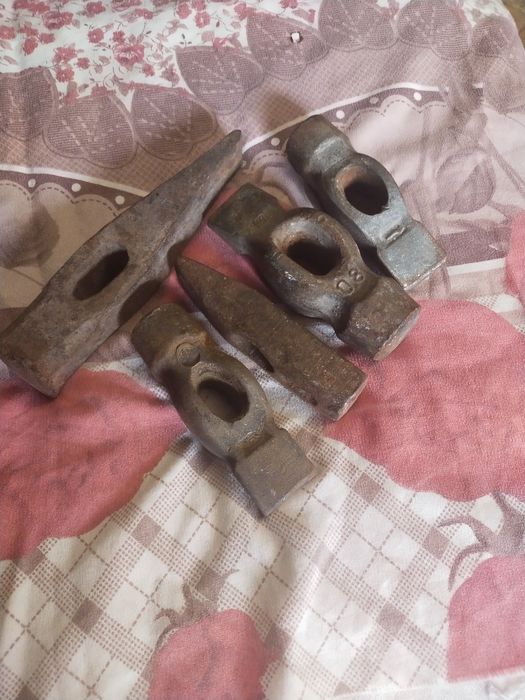 Тиски настольные СССР,крестовина,молотки