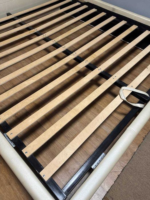 Кровать двуспальная 192*222 см