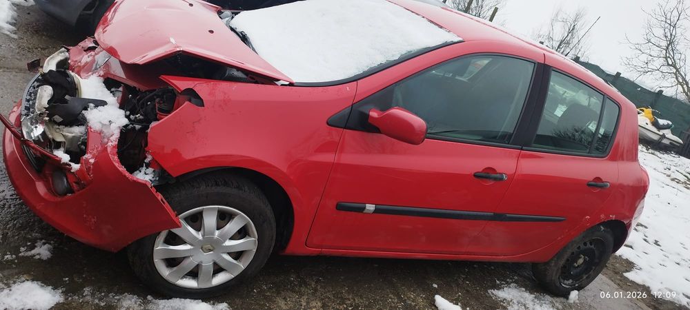 Dezmembrez Renault Clio 2007 motor 1.2 benzină!