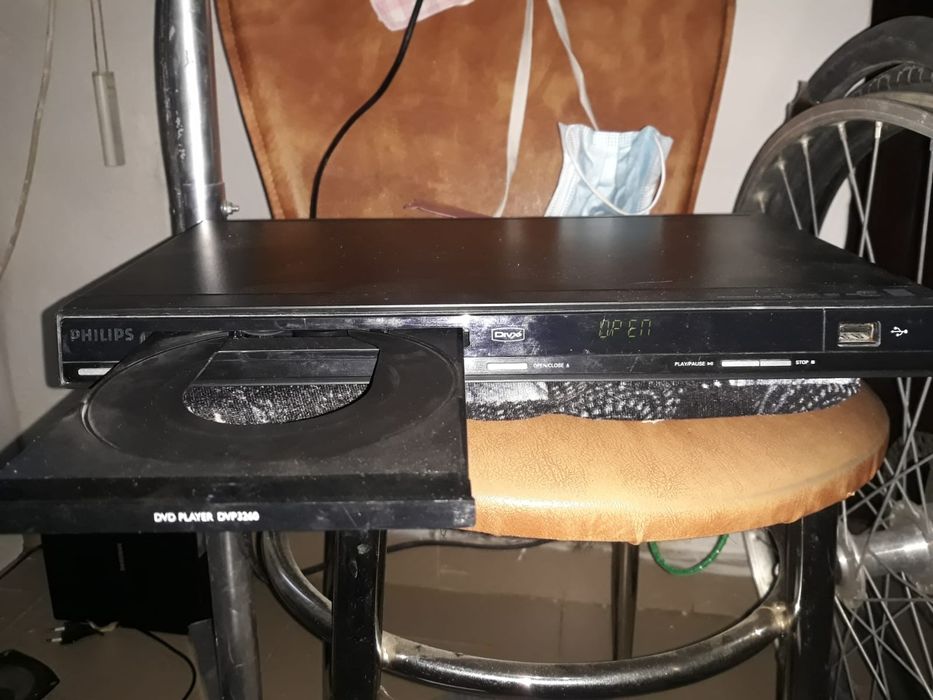 Vand dvd divx cu USB