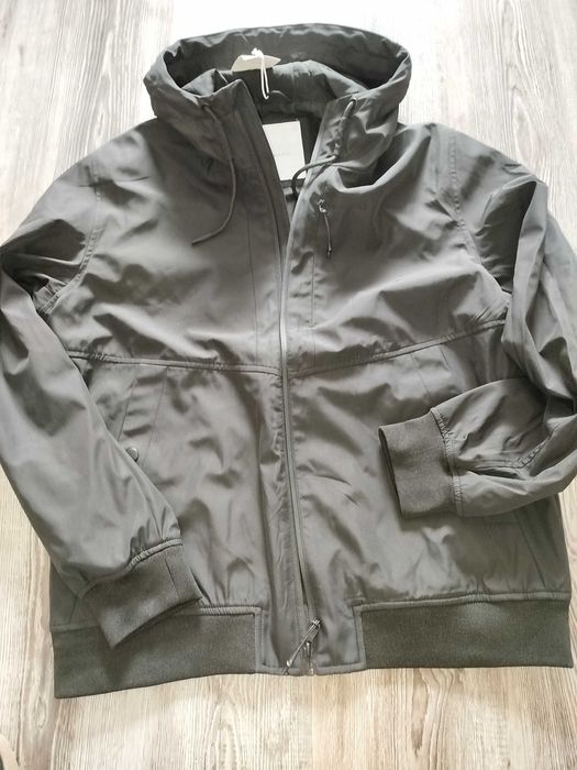 Яке Reserved  ново