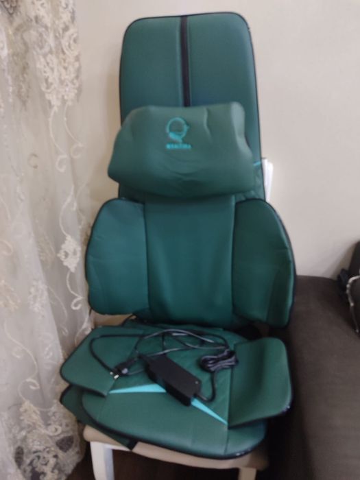 Продам массажное кресло