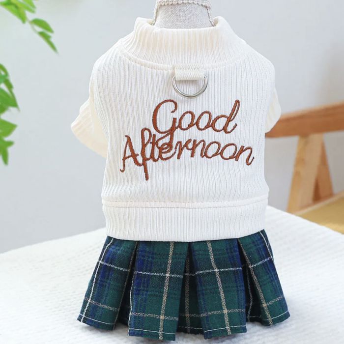 Дрехи, аксесоари и играчки за Вашия малък любимец