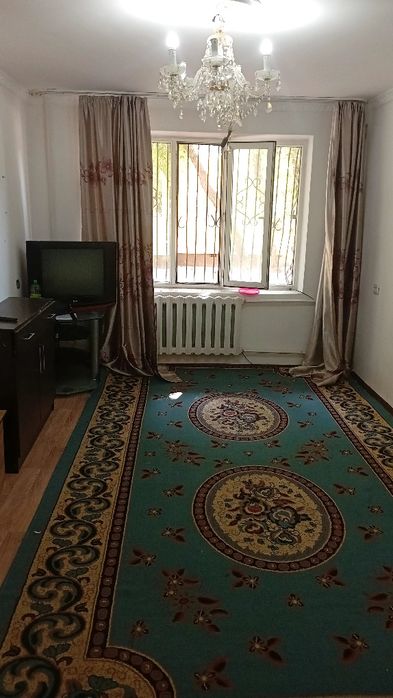 продам 1 ком.кв.в 5мкр дом 19